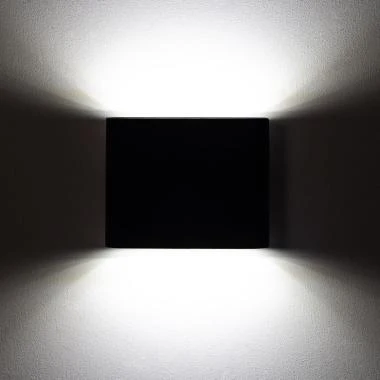 Bild von LED-Wandleuchte 6W Aussen Doppelseitige Beleuchtung Quadratisch Schwarz Luming