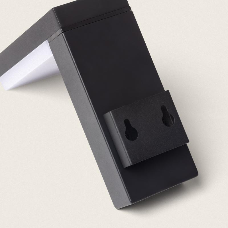 Image of Goran 2W Aluminium Outdoor Solar LED Wall Lamp with Motion Sensor 