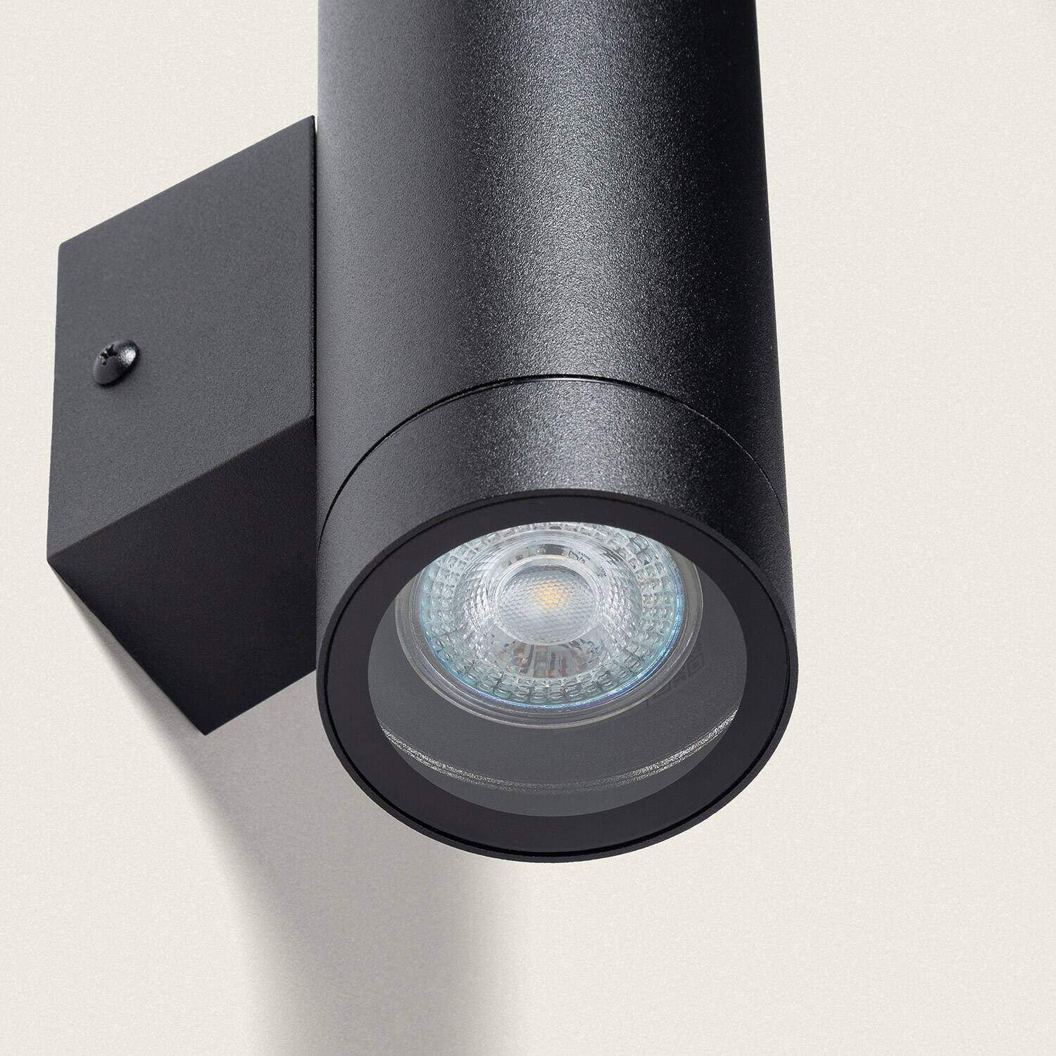 Kinkiet Zewnętrzny z Aluminium Oświetlenie Dwustronne Oakham Czarny - widok prezentacyjny