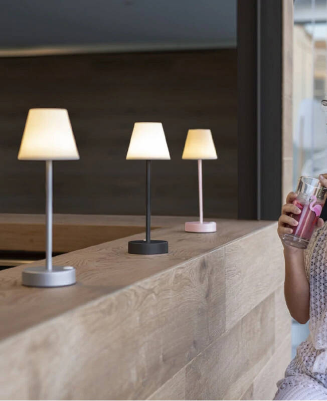 Afbeelding van Tafellamp Lola Slim 30 accu  