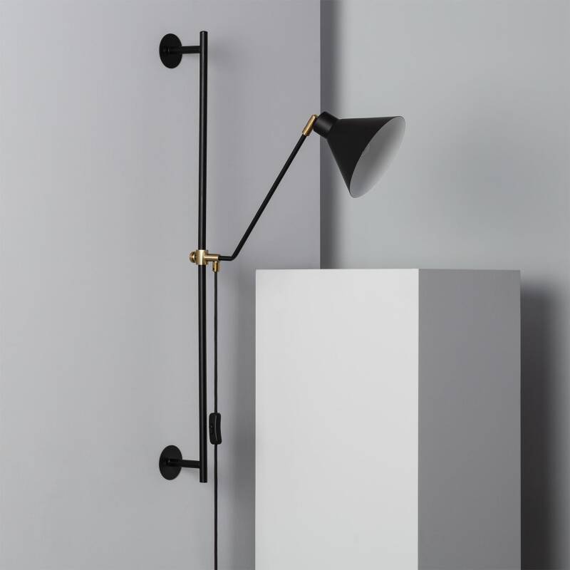 Image of Oga Wall Lamp 