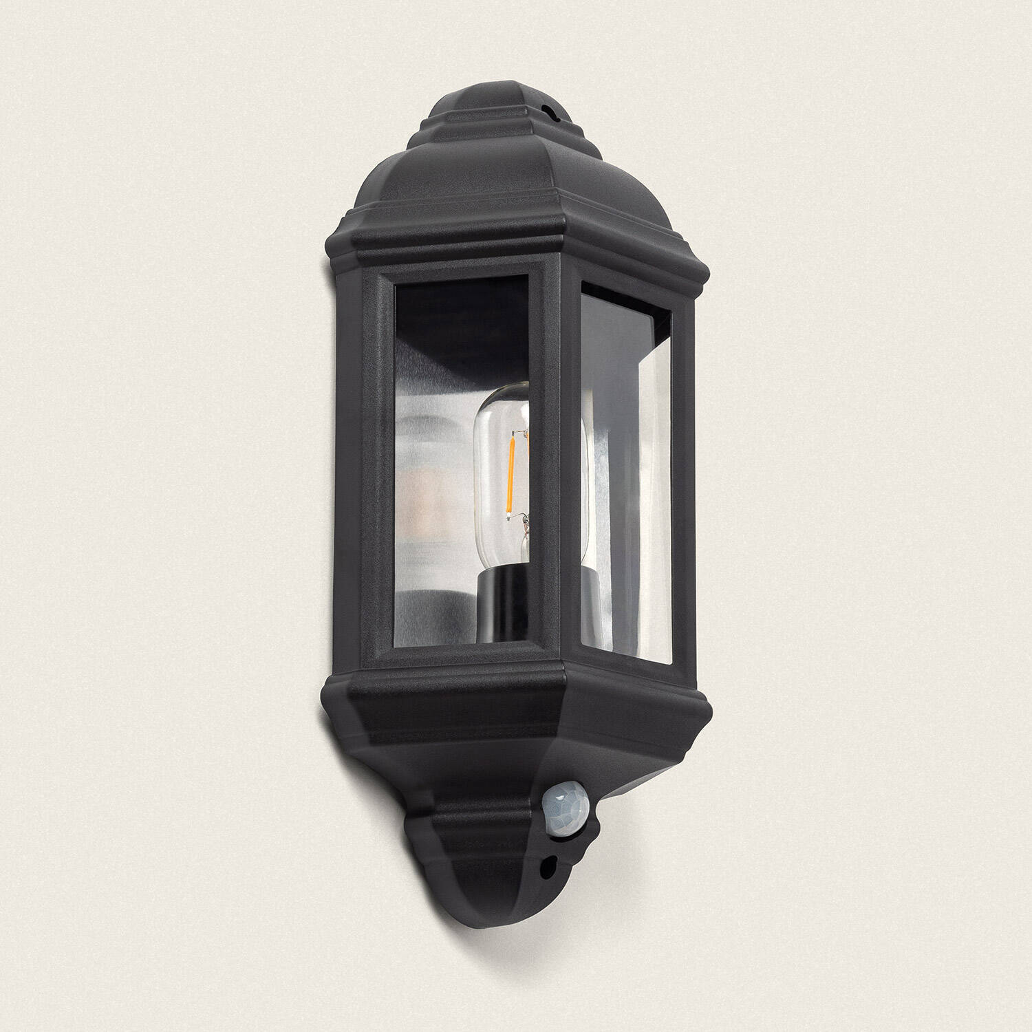 Kinkiet Zewnętrzny Newquay z Czujnikiem Zmierzchu - widok 3