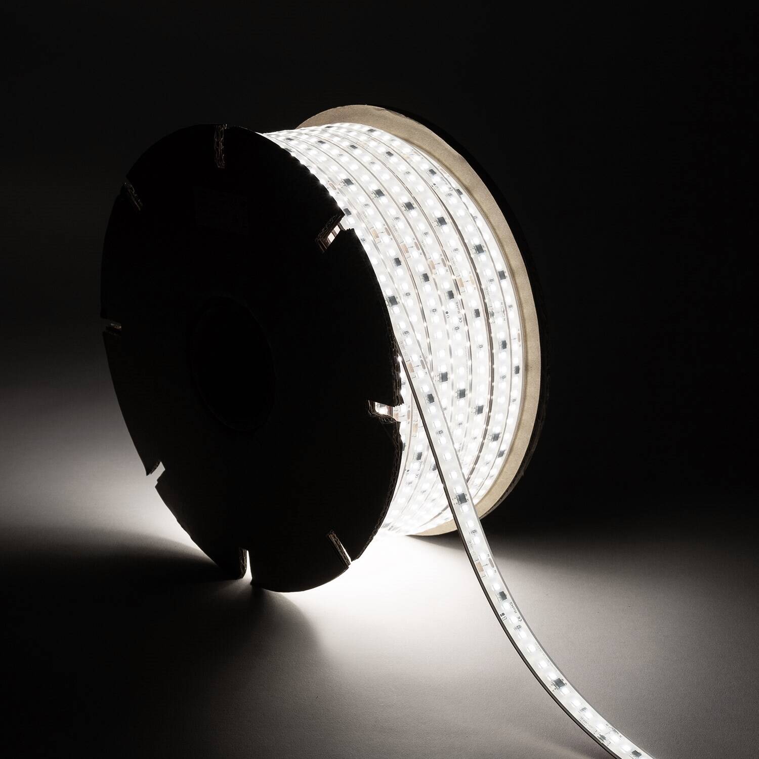 Taśma Led Ściemnialna 220V SMD Samoregulująca 120 LED/m ROLKA 50m 14W/m 1680lm/m SILICONE FLEX Szerokość 12mm Cięcie 10cm IP67 - widok prezentacyjny