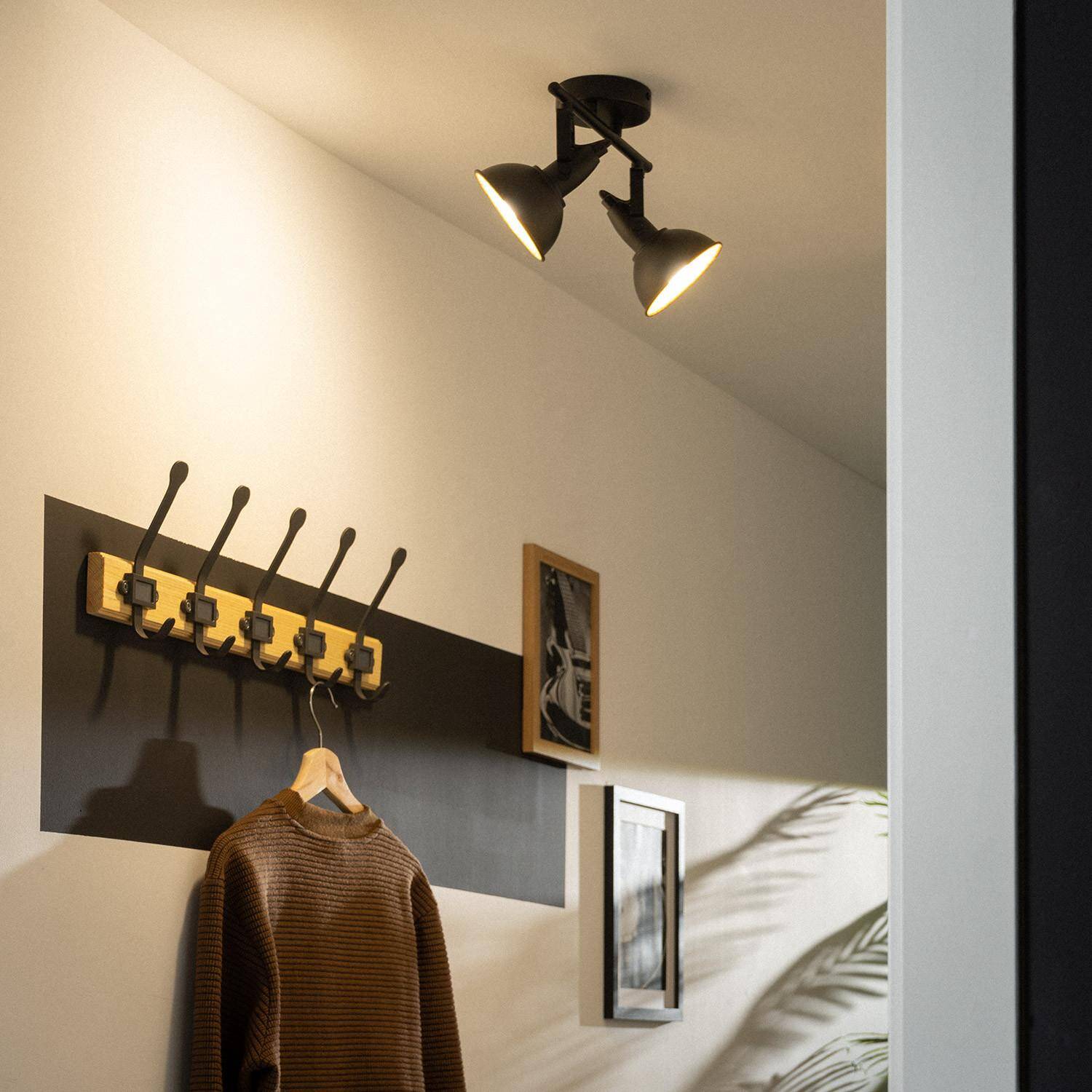 Lampa Sufitowa Nastawna Aluminiowa 2 Reflektory Czarna Emer - widok prezentacyjny