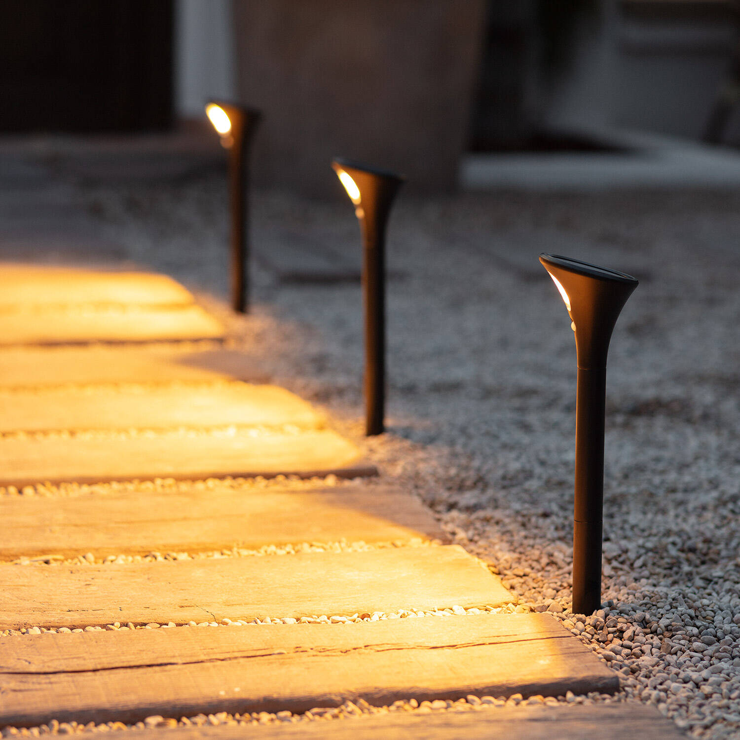 Zestaw 2 Lamp LED Solarnych Zewnętrznych 60cm ze Szpicem i Czujnikiem Ruchu - widok 2