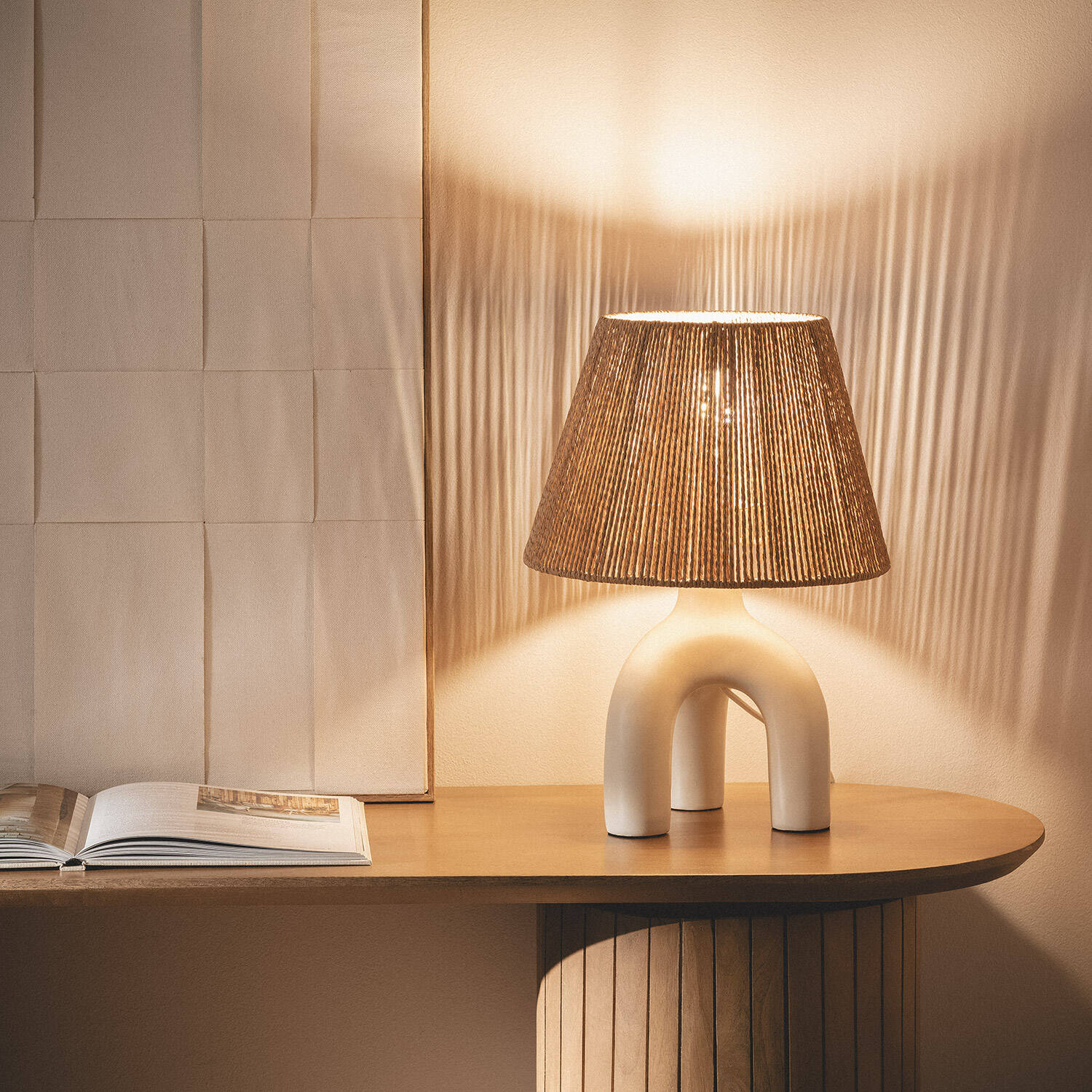 Lampa Stołowa z Plecionego Papieru i Żywicy Otilia