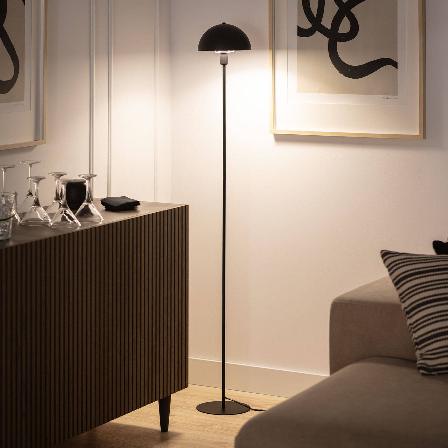 Lampa Podłogowa z Metalu Madow