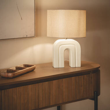 LED Tischlampe aus Kunstharz und Leinen Cira