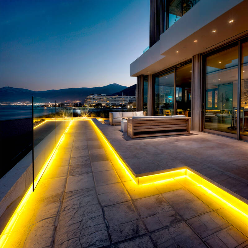 Immagine di Striscia LED Neon 7.5 W/m Regolabile 220V AC 120 LED/m Semicircolare 180º Giallo IP67 su Misura Taglio ad ogni 100 cm