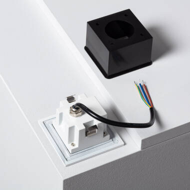 Image of 2W Grasset Square Aluminium LED Wall Spotlight in White IP65