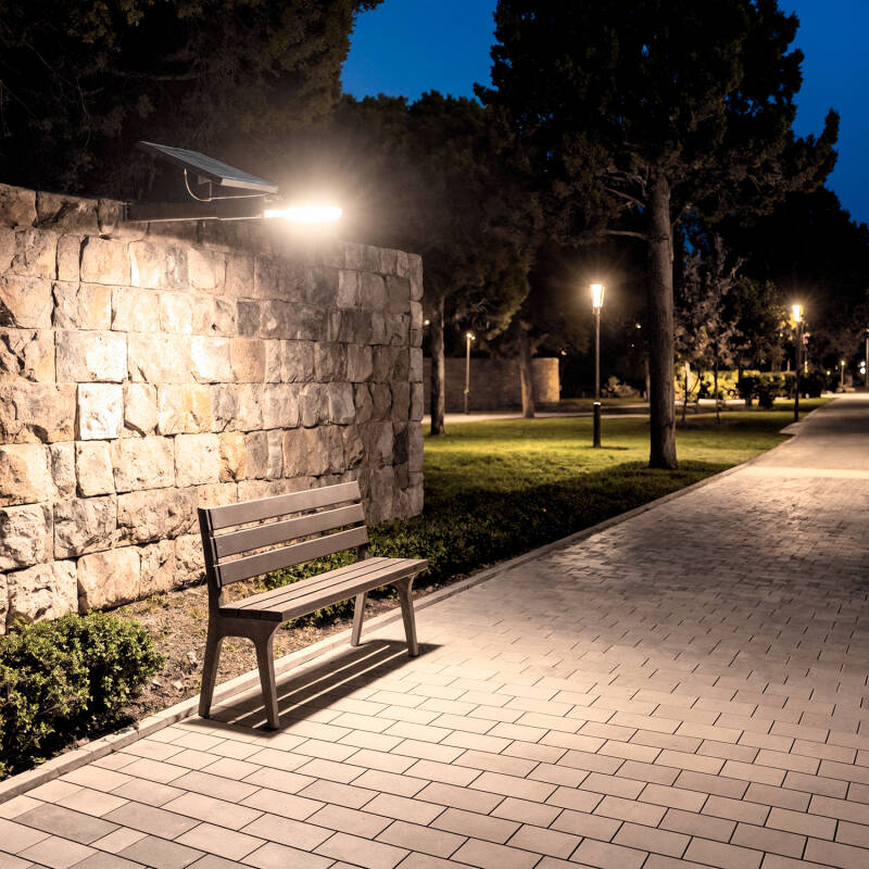 Obrázek Solární LED Svítidlo pro Veřejné Osvětlení 30W 4200lm 140lm/W Naxus