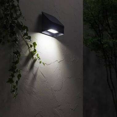 Namib Solar Aluminium LED Wall Lamp with Motion Sensor for Exterior