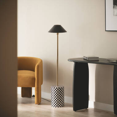 Bild von Stehlampe aus Metall Brijesh