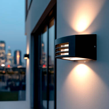 Image of Riva Aluminium Outdoor Wall Lamp