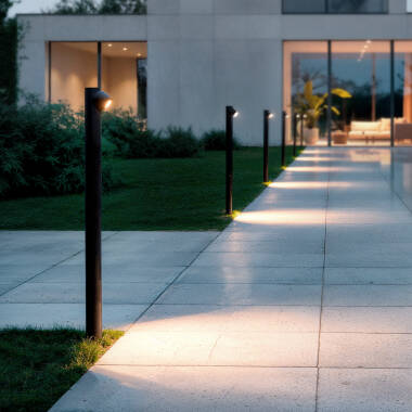 Rihard 6W Outdoor LED Bollard with Spike