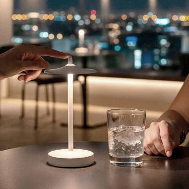 Lampada da Tavolo LED Portatile per Esterni con Batteria USB Ricaricabile Milevani