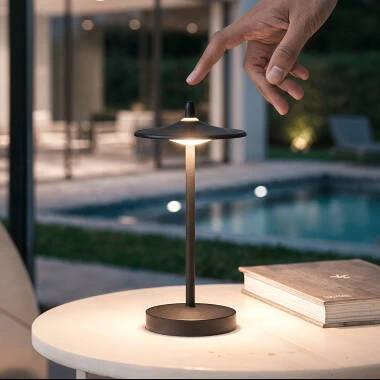 Venkovní Přenosná Stolní LED Lampa z Kovu s USB Dobíjecí Baterií Milevani
