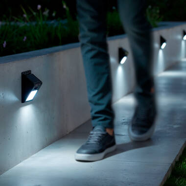 Image of Solar LED Wall Lamp with Twilight Sensor IP65 