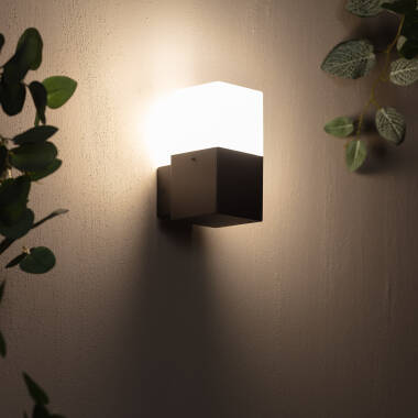 Domus Aluminium Outdoor Wall Lamp in Black