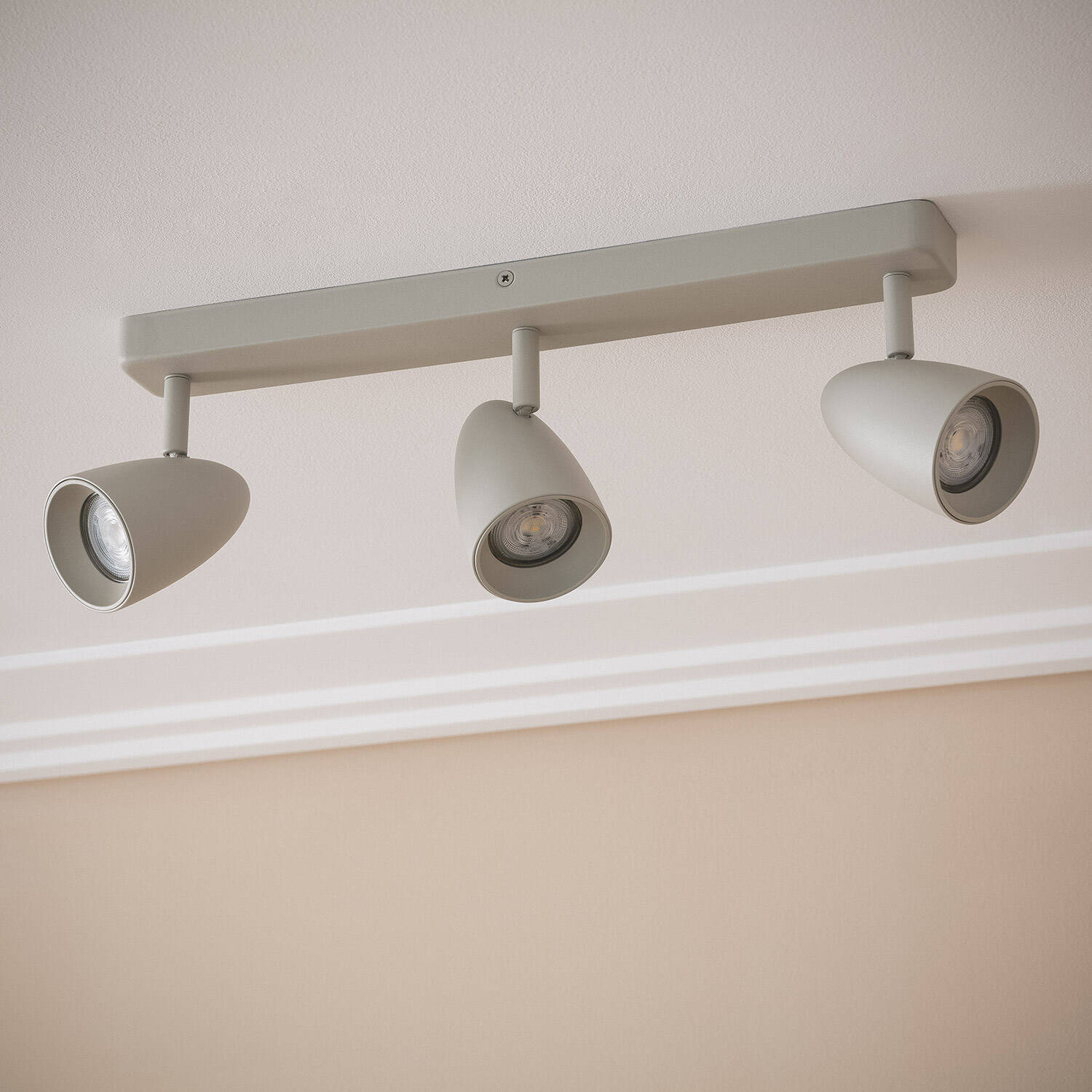 Kinkiet z Aluminium Prostokątny  Adrien 3-Pkt. - widok prezentacyjny