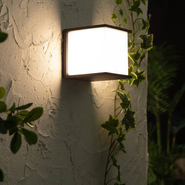 Daman Aluminium Outdoor Wall Lamp