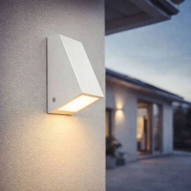 Ruzafa Metal & Glass Outdoor Wall Light