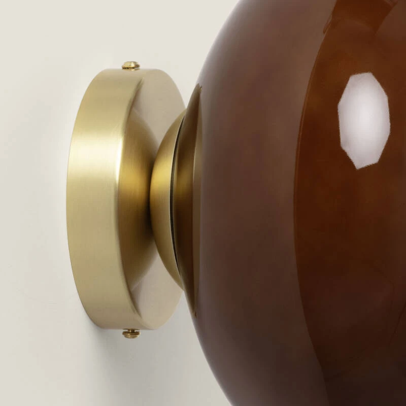 Image of Kurta Glass Wall Lamp