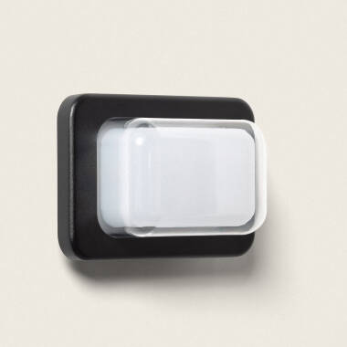 Gulpos Oblong 8W Outdoor Aluminium LED Wall Lamp in Black