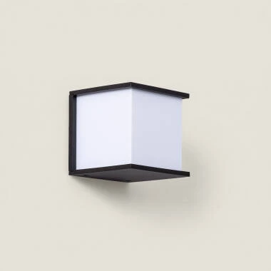 Daman Aluminium Outdoor Wall Lamp