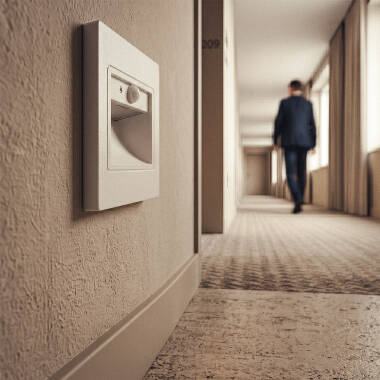 Nástěnné Orientační 1.5W LED Svítidlo Bark se Senzorem PIR v Bílé