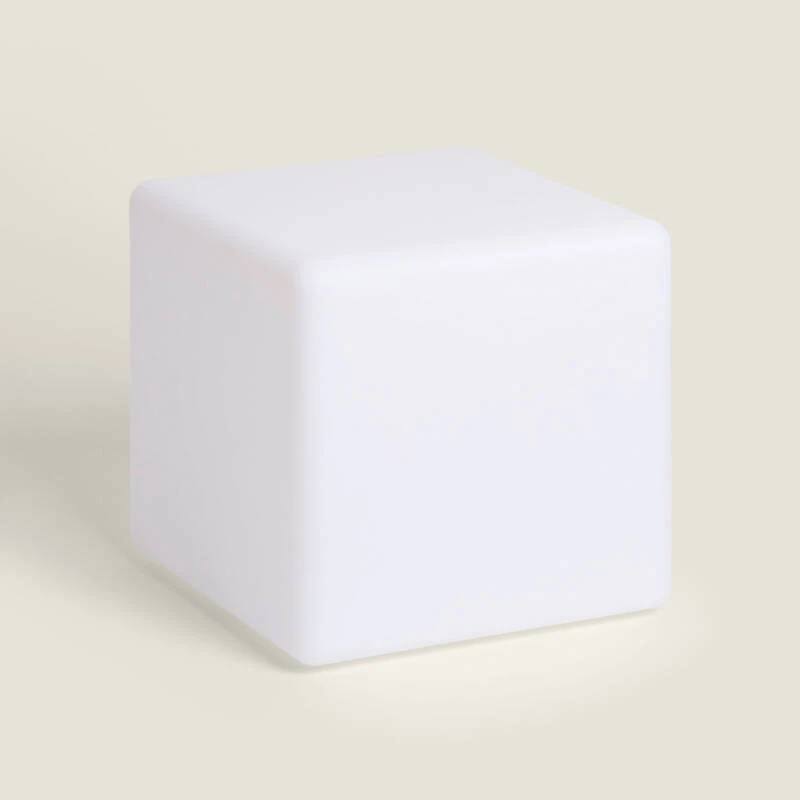 Immagine di Cubo LED RGBW Ricaricabile