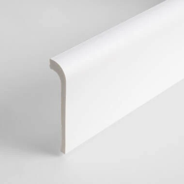 Bend 2m Skirting with Cable Entry