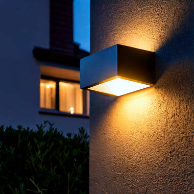 Applique da Parete per Esterno LED 9W Alluminio Doppia Luce CCT Selezionabile Sheffield