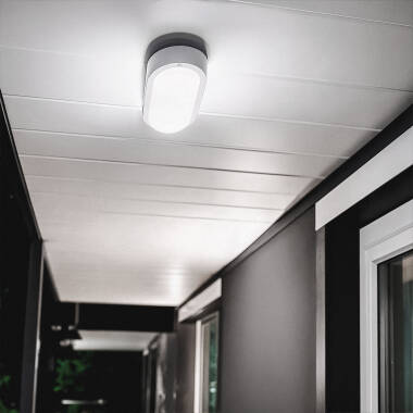 Oval Outdoor 15W LED Bulkhead 85x173mm IP65 White