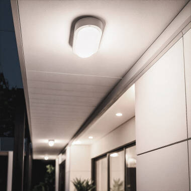 White 15W Oval Hublot Outdoor LED Surface Panel IP65 85x173 mm