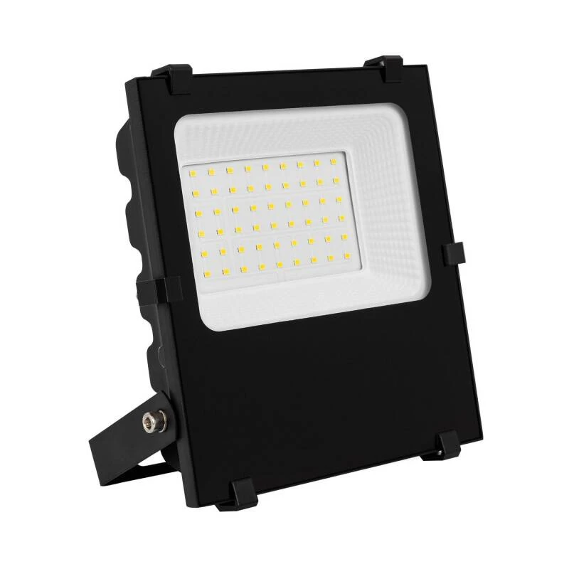 Afbeelding van https://www.ledkia.com/be/12751-kopen-schijnwerpers-professioneel-gebruik