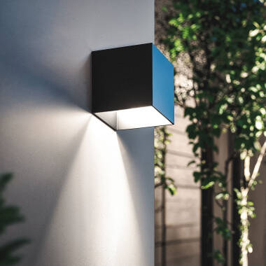 Eros 2W Outdoor Aluminium Solar LED Wall Light with Motion Sensor