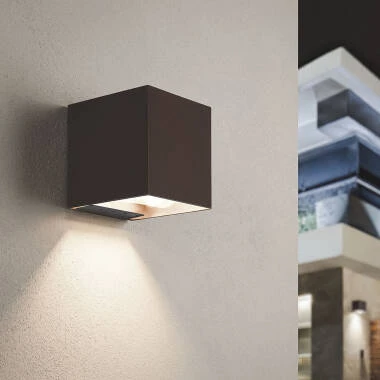 Denny Square Aluminium Outdoor Solar LED Wall Light