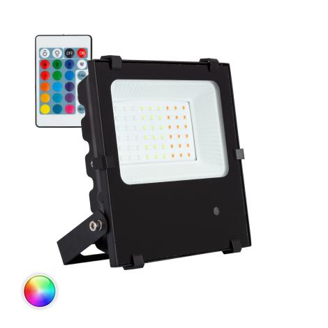 Dimmable HE PRO 30W LED Floodlight RGB 135lm/W IP65