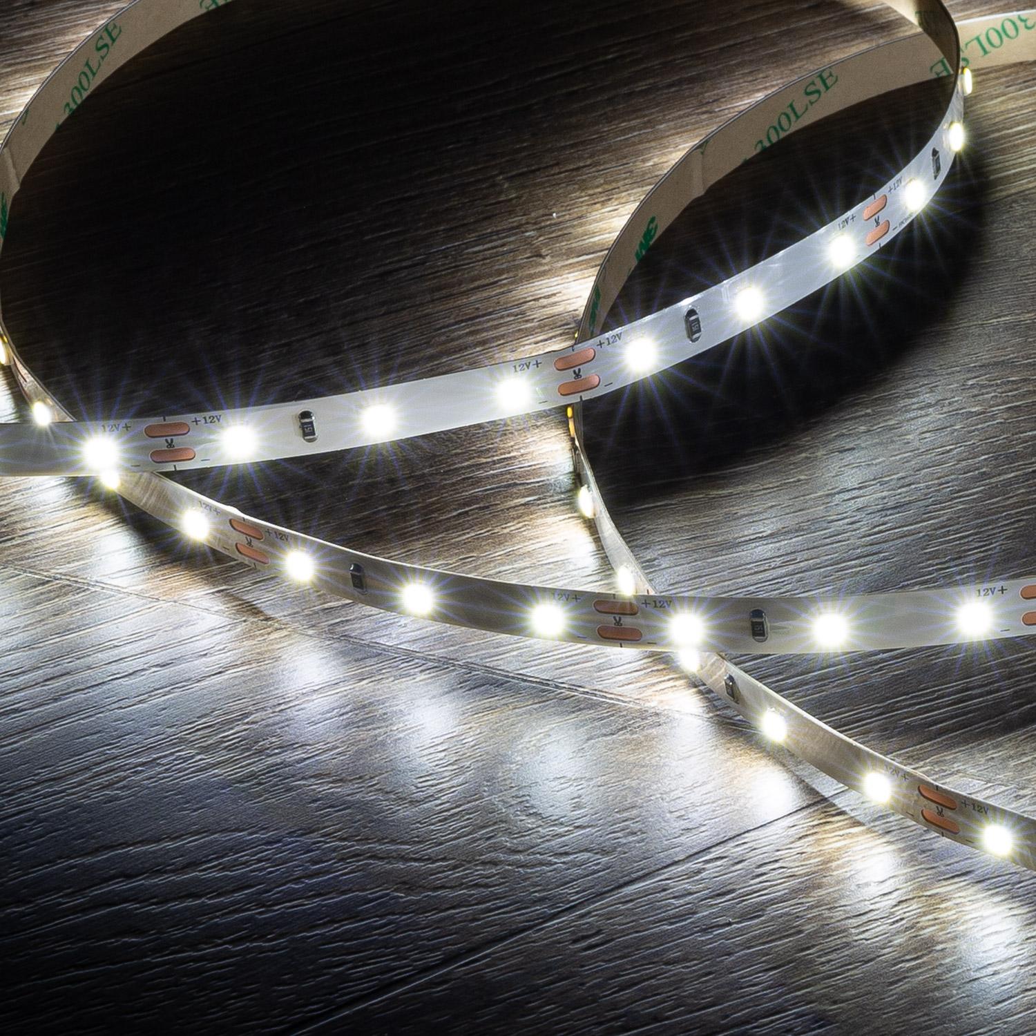 Taśma Led 12V SMD 60 LED/m 5m 5W/m 400lm/m Szerokość 8mm Cięcie 5cm IP20 - widok prezentacyjny