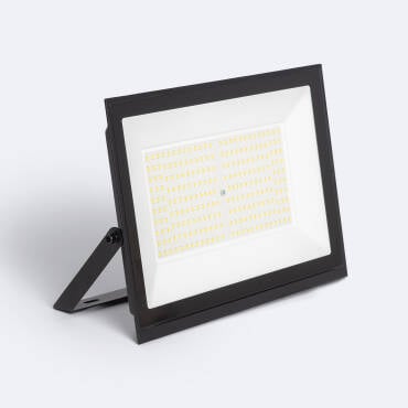 Produktfotografie: LED Fluter 150W 120 lm/W IP65 S3
