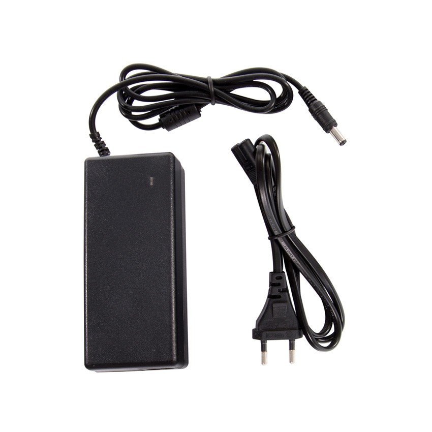Voeding 12V DC  72W 12V 6A met Stekker 