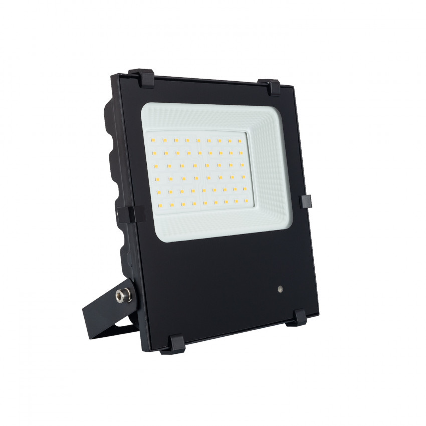 Schijnwerper LED 30W 140 lm/W IP65 HE PRO Dimbaar met Radar Bewegingsdetector