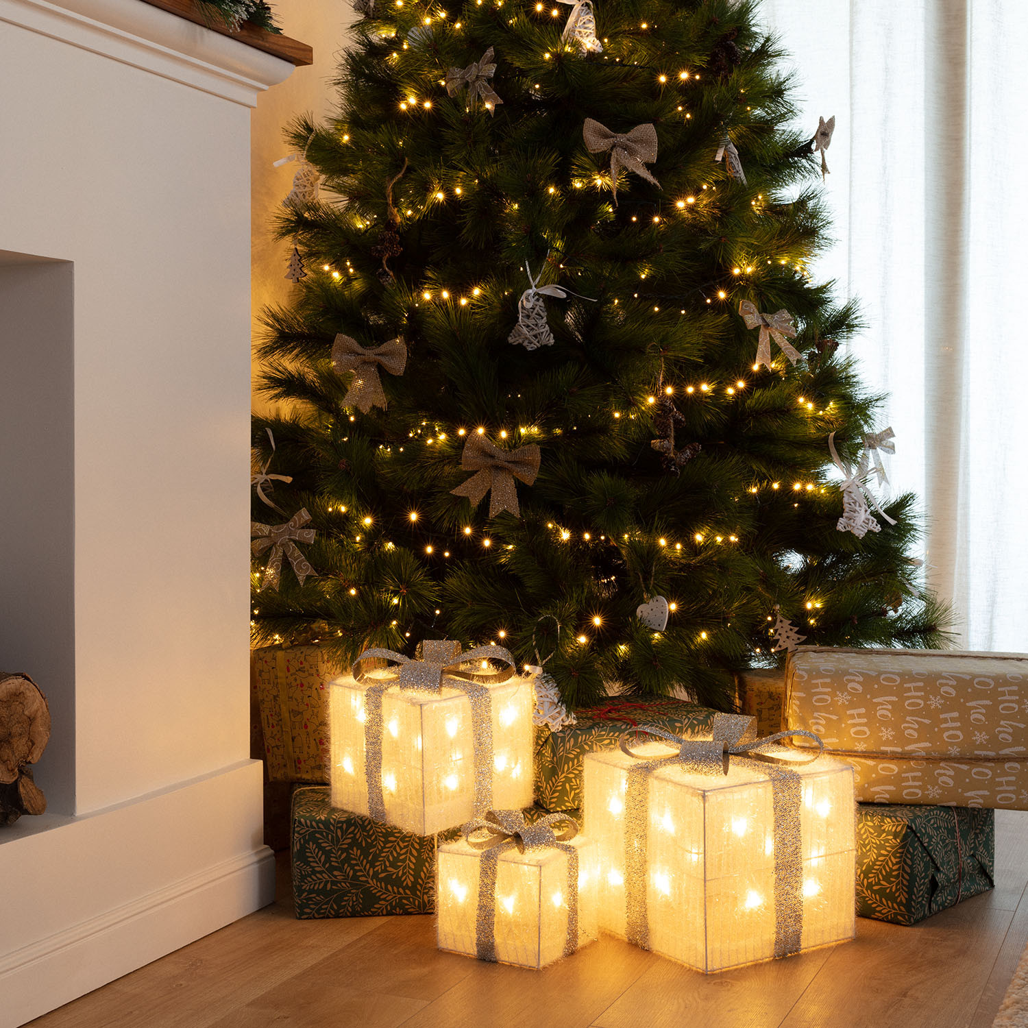 Geavanceerd Identiteit in beroep gaan Pack of 3 Kerst Cadeaudozen met LED Strik - Ledkia