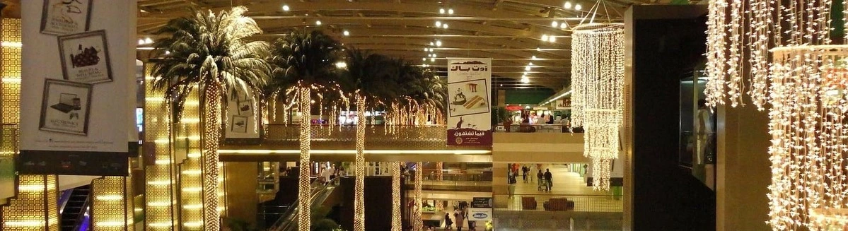 Geschäftsdekoration mit LED-Beleuchtung