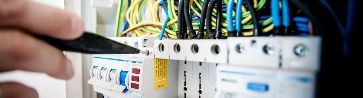 Elektrische Installationen in Wohnungen