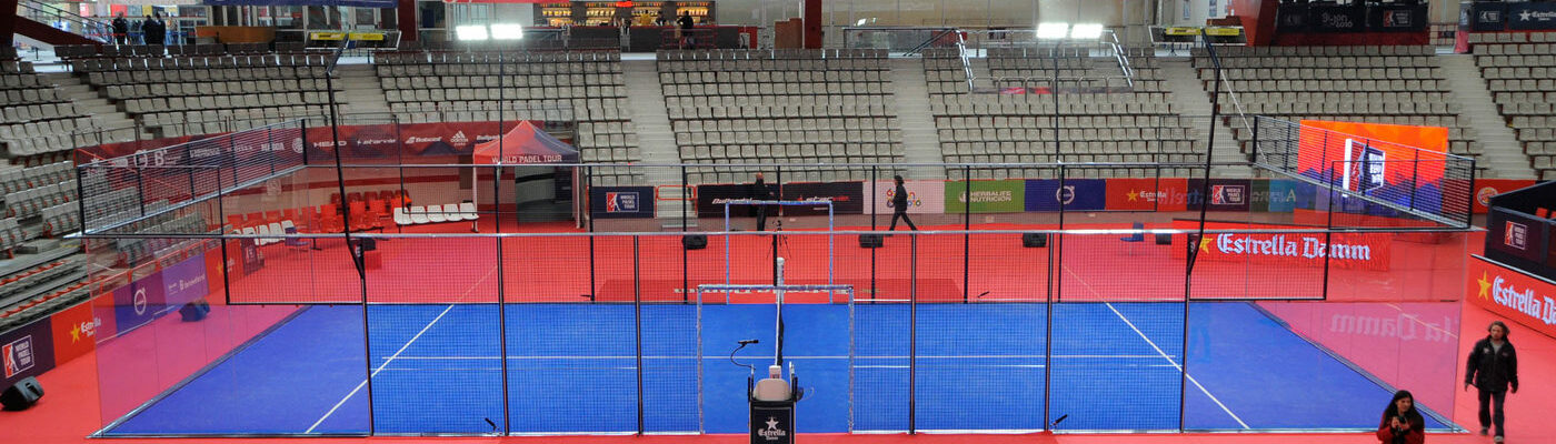 Verlichting bij padelbanen