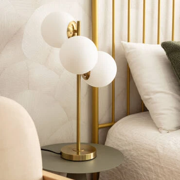 Foto des Produkts: Tischlampe Metall und Glas Moonlight Brass 3 Spots