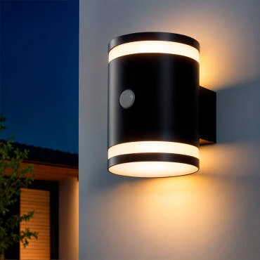 Photographie du produit : Applique Murale Extérieure Solaire LED Aluminium avec Détecteur de Mouvement Draco