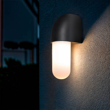 Product photography: Anturio Aluminium Outdoor Wall Lamp 